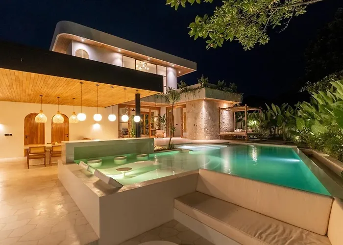 Cavallaro - Stunning 3br With Pool Villa Munggu