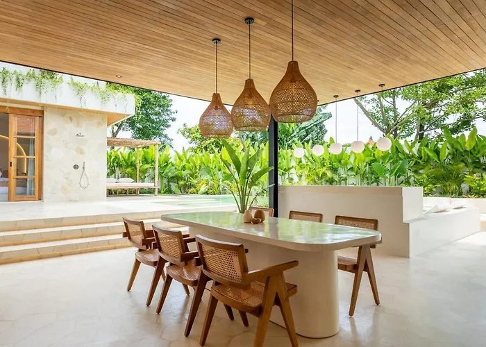 Cavallaro - Stunning 3br With Pool Villa