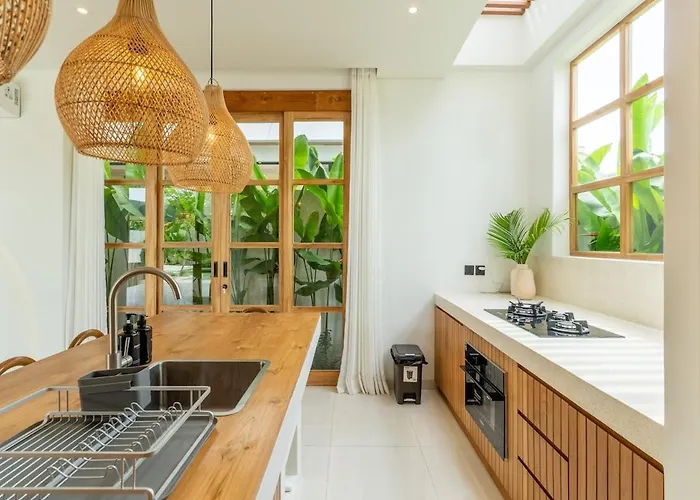 Cavallaro - Stunning 3br With Pool * Munggu