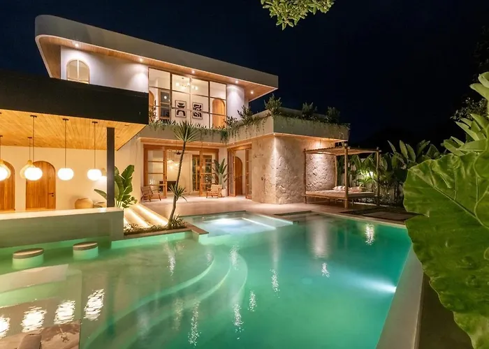 Cavallaro - Stunning 3br With Pool Villa *