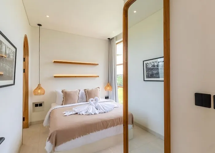 Villa Cavallaro - Stunning 3br With Pool *